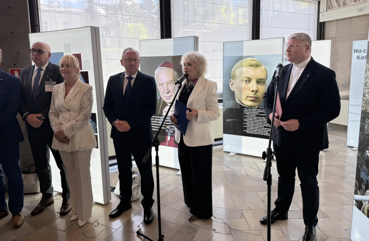 Wystawa o bł. kard. Stefanie Wyszyńskim w Sejmie RP [27.05.2026] - zdjęcie #18 - eOstroleka.pl