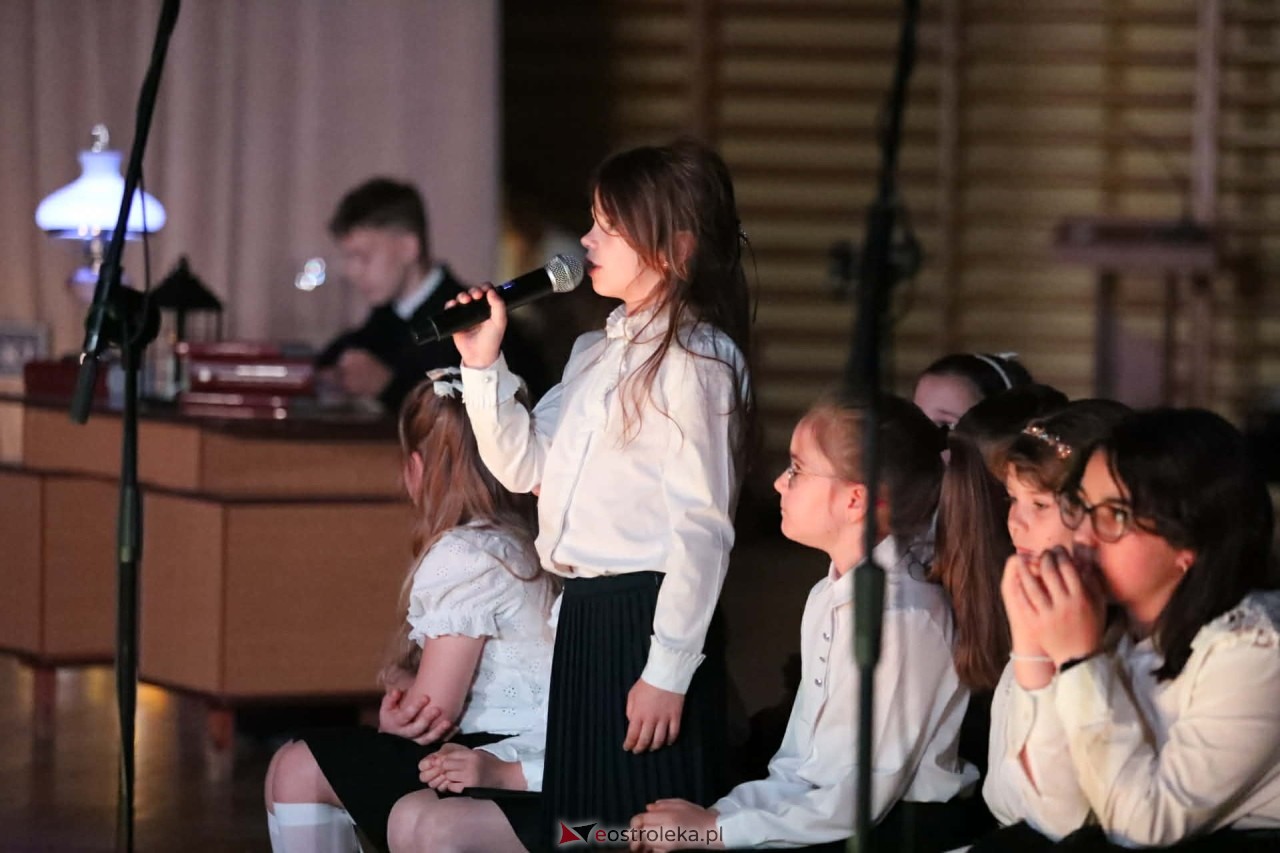 Jubileusz 25-lecia nadania imienia Szkole Podstawowej im. Kardynała Stefana Wyszyńskiego w Lelisie [28.05.2026] - zdjęcie #87 - eOstroleka.pl