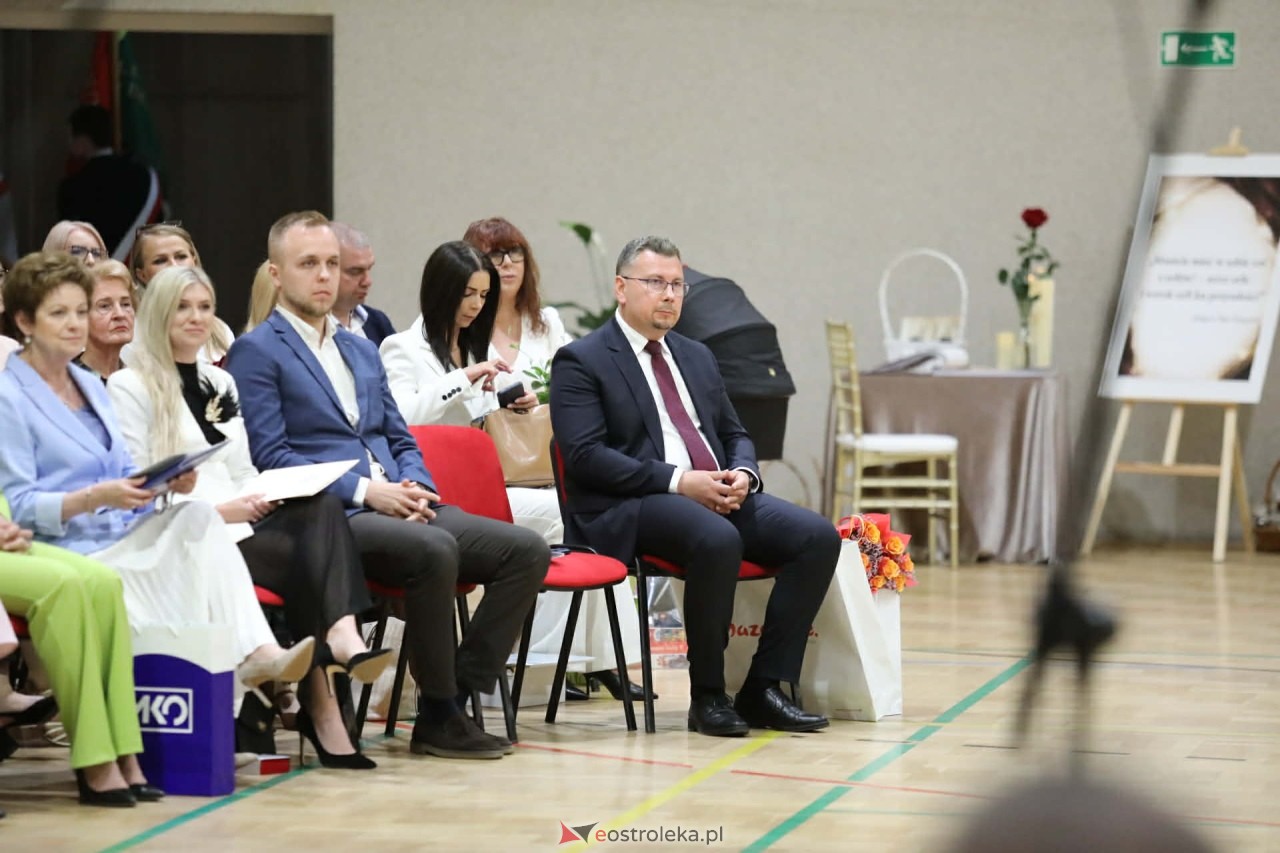 Jubileusz 25-lecia nadania imienia Szkole Podstawowej im. Kardynała Stefana Wyszyńskiego w Lelisie [28.05.2026] - zdjęcie #86 - eOstroleka.pl
