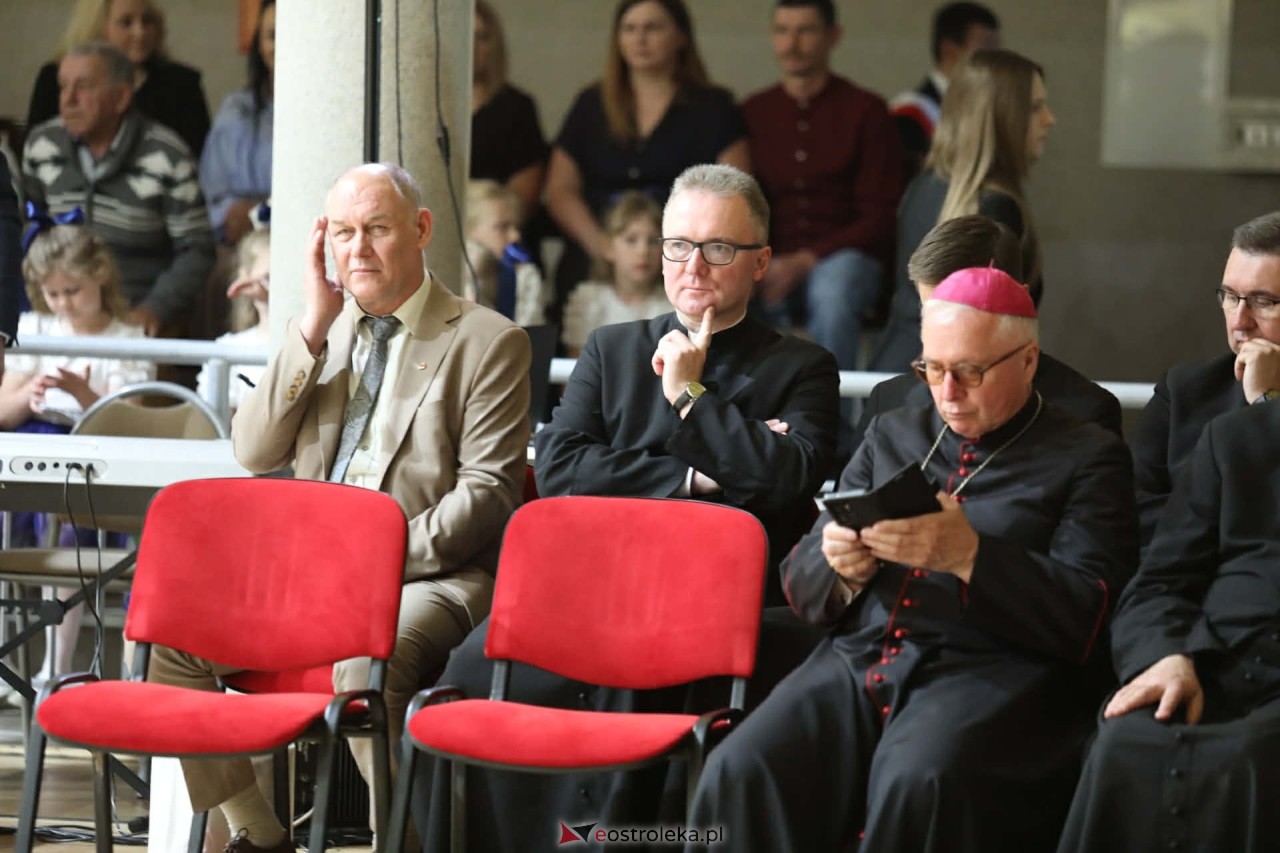 Jubileusz 25-lecia nadania imienia Szkole Podstawowej im. Kardynała Stefana Wyszyńskiego w Lelisie [28.05.2026] - zdjęcie #73 - eOstroleka.pl