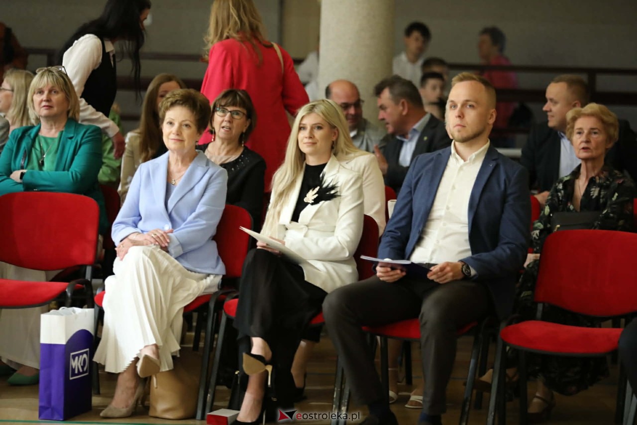 Jubileusz 25-lecia nadania imienia Szkole Podstawowej im. Kardynała Stefana Wyszyńskiego w Lelisie [28.05.2026] - zdjęcie #68 - eOstroleka.pl