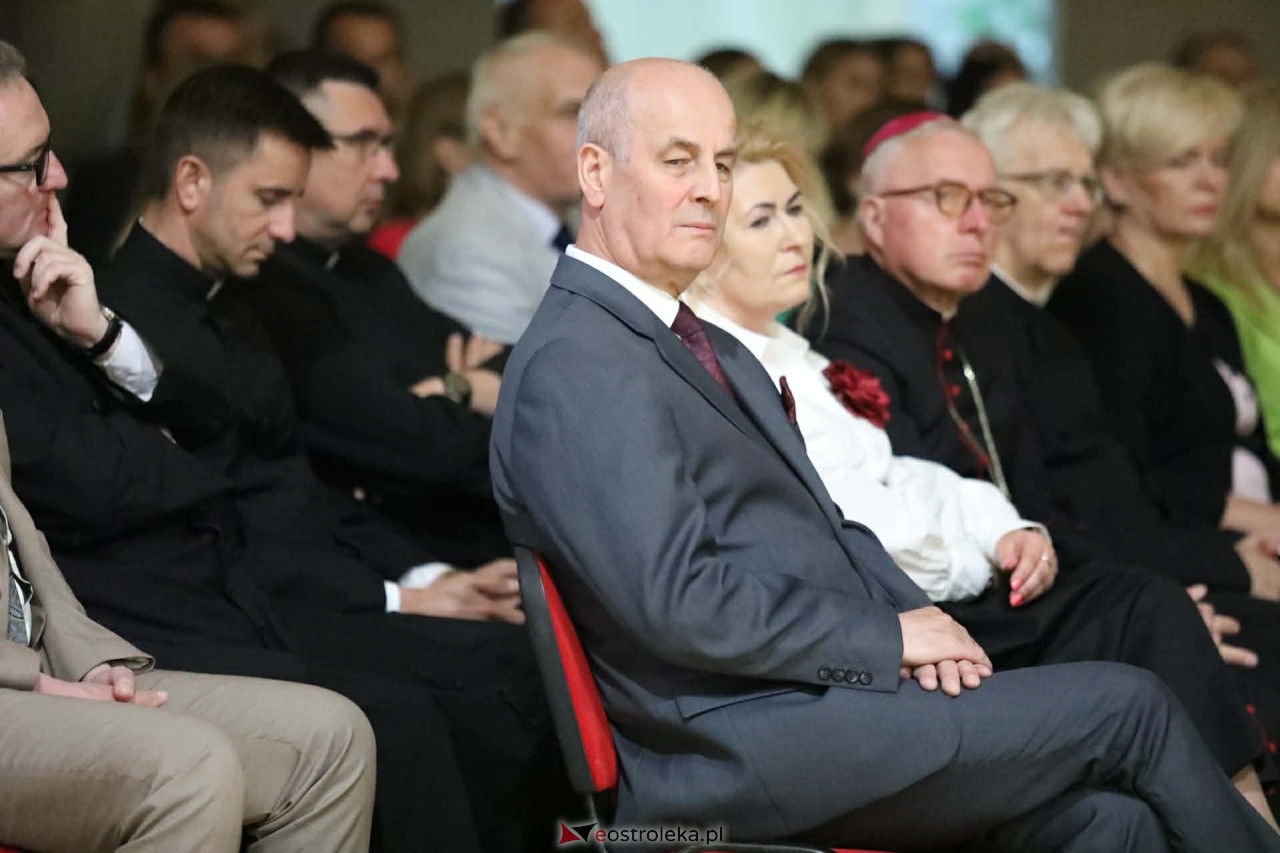 Jubileusz 25-lecia nadania imienia Szkole Podstawowej im. Kardynała Stefana Wyszyńskiego w Lelisie [28.05.2026] - zdjęcie #58 - eOstroleka.pl