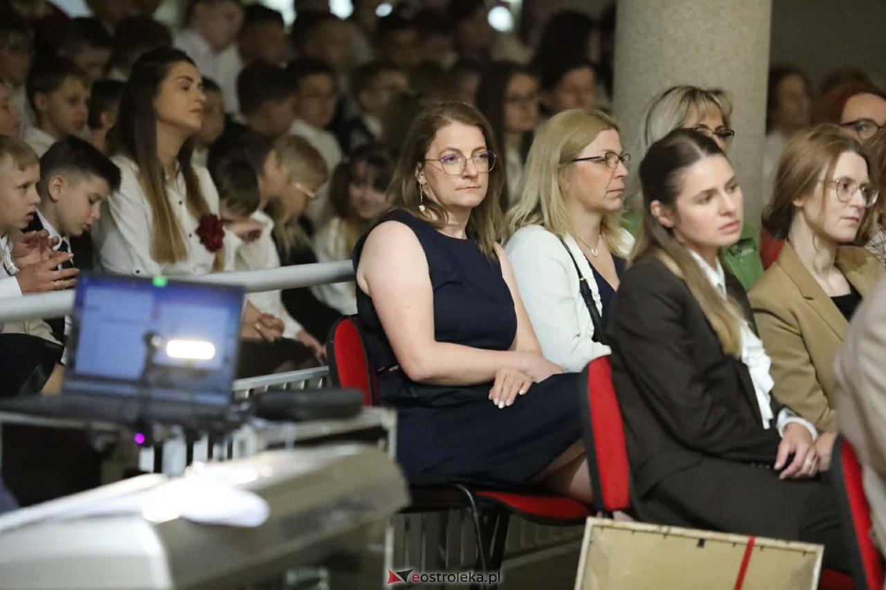 Jubileusz 25-lecia nadania imienia Szkole Podstawowej im. Kardynała Stefana Wyszyńskiego w Lelisie [28.05.2026] - zdjęcie #22 - eOstroleka.pl
