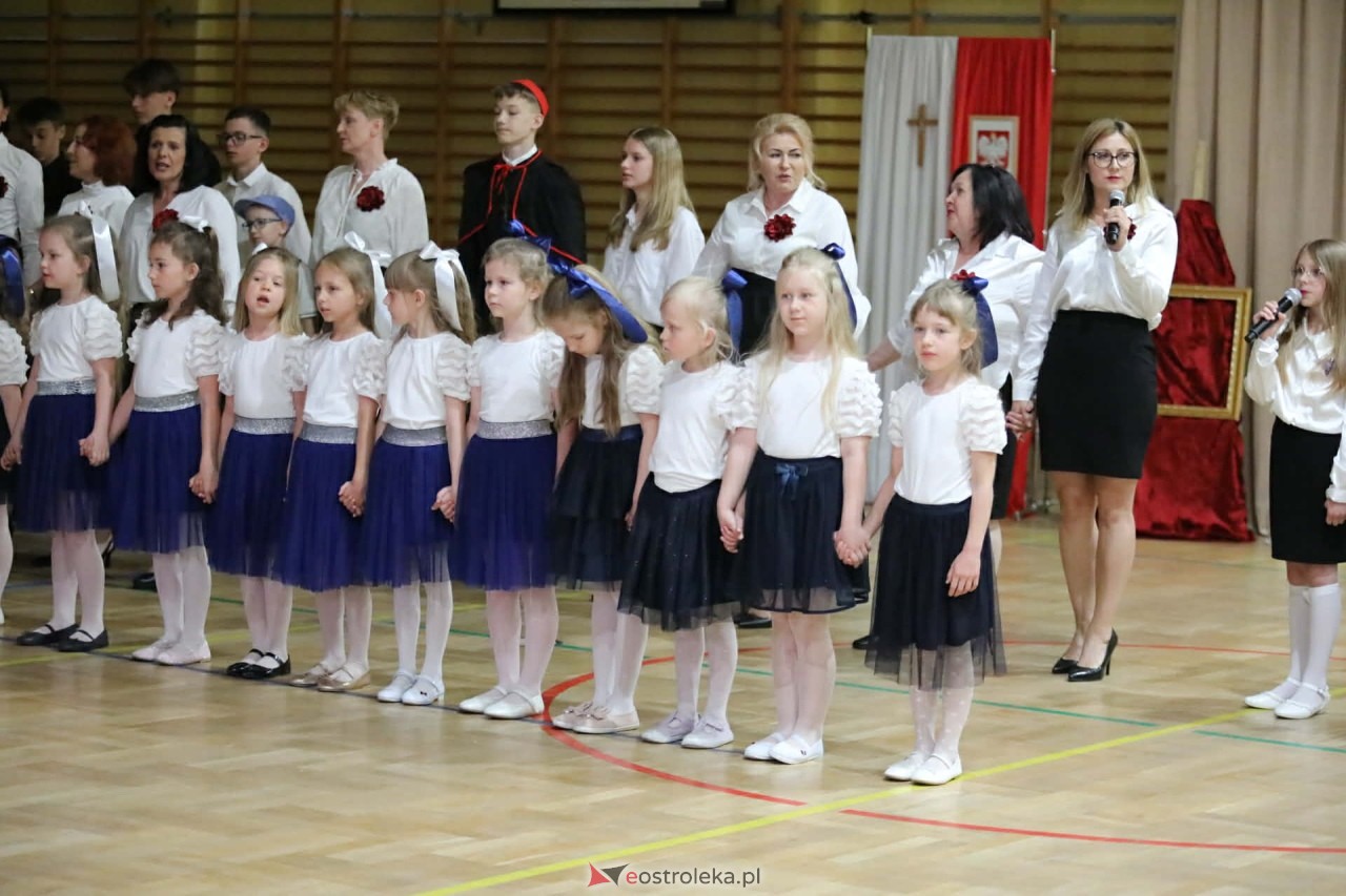 Jubileusz 25-lecia nadania imienia Szkole Podstawowej im. Kardynała Stefana Wyszyńskiego w Lelisie [28.05.2026] - zdjęcie #4 - eOstroleka.pl