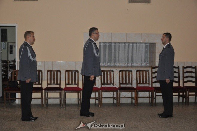 Stanisław Szcześniak mianowany nowym komendantem: Będę czynił wszystko aby moi funkcjonariusze działali w profesjonalny sposób [9.XII.2011] - zdjęcie #3 - eOstroleka.pl