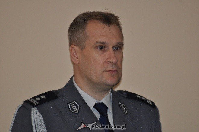 Stanisław Szcześniak mianowany nowym komendantem: Będę czynił wszystko aby moi funkcjonariusze działali w profesjonalny sposób [9.XII.2011] - zdjęcie #20 - eOstroleka.pl