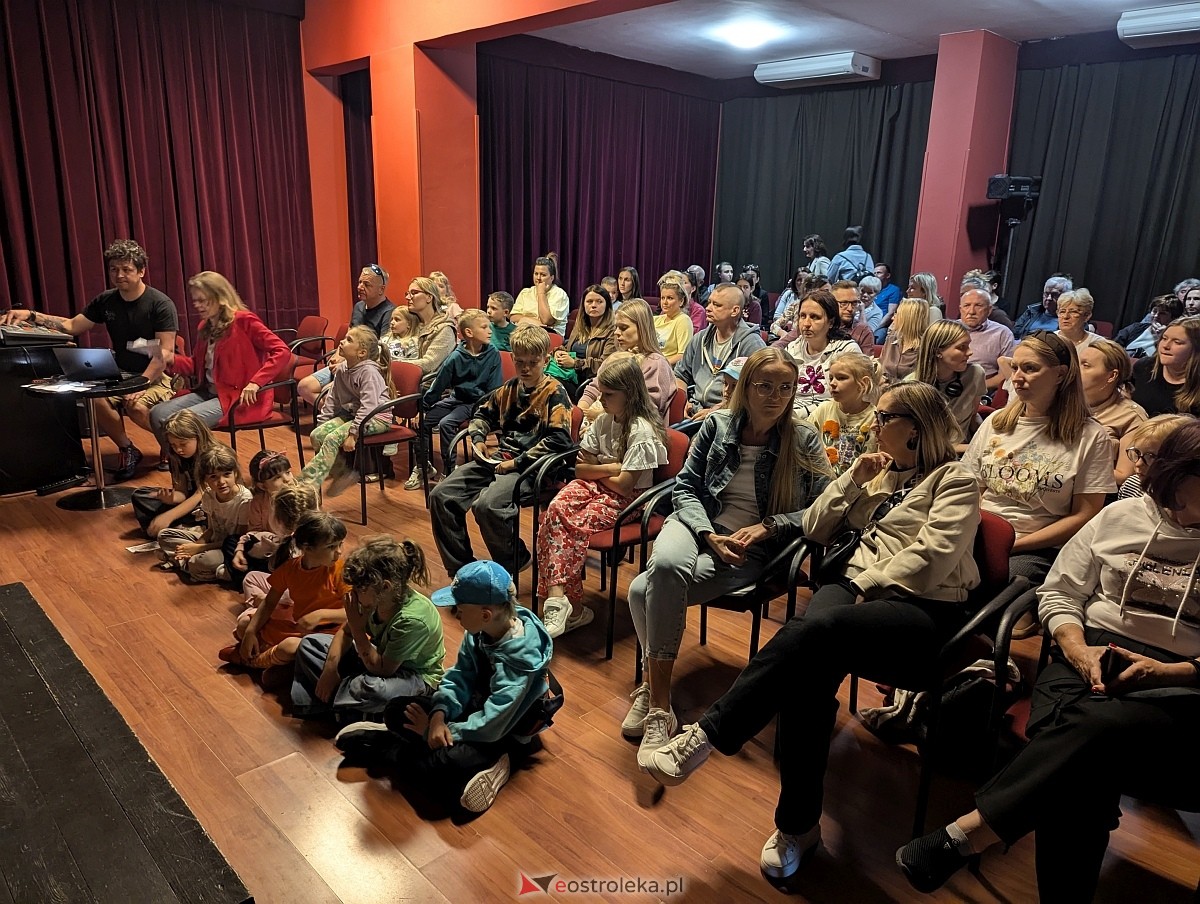 V Ostrołęcka Wiosna Teatralna Królewna Śnieżka [28.05.2026] - zdjęcie #17 - eOstroleka.pl