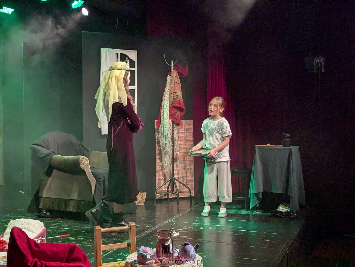 V Ostrołęcka Wiosna Teatralna Królewna Śnieżka [28.05.2026] - zdjęcie #6 - eOstroleka.pl