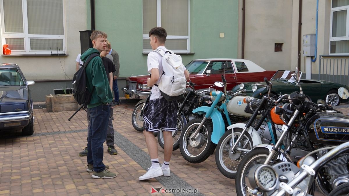 Dzień otwarty w ZSZ nr 1 - V Wystawa Zabytkowej Motoryzacji [29.05.2026] - zdjęcie #93 - eOstroleka.pl