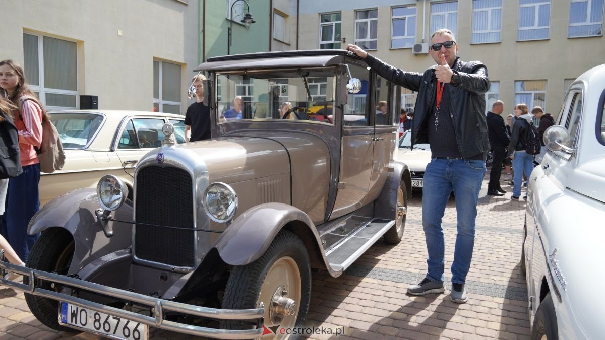 Dzień otwarty w ZSZ nr 1 - V Wystawa Zabytkowej Motoryzacji [29.05.2026] - zdjęcie #80 - eOstroleka.pl