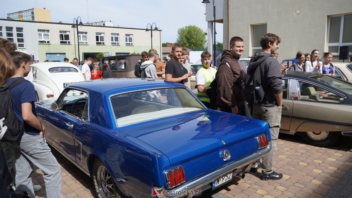 Dzień otwarty w ZSZ nr 1 - V Wystawa Zabytkowej Motoryzacji [29.05.2026] - zdjęcie #66 - eOstroleka.pl