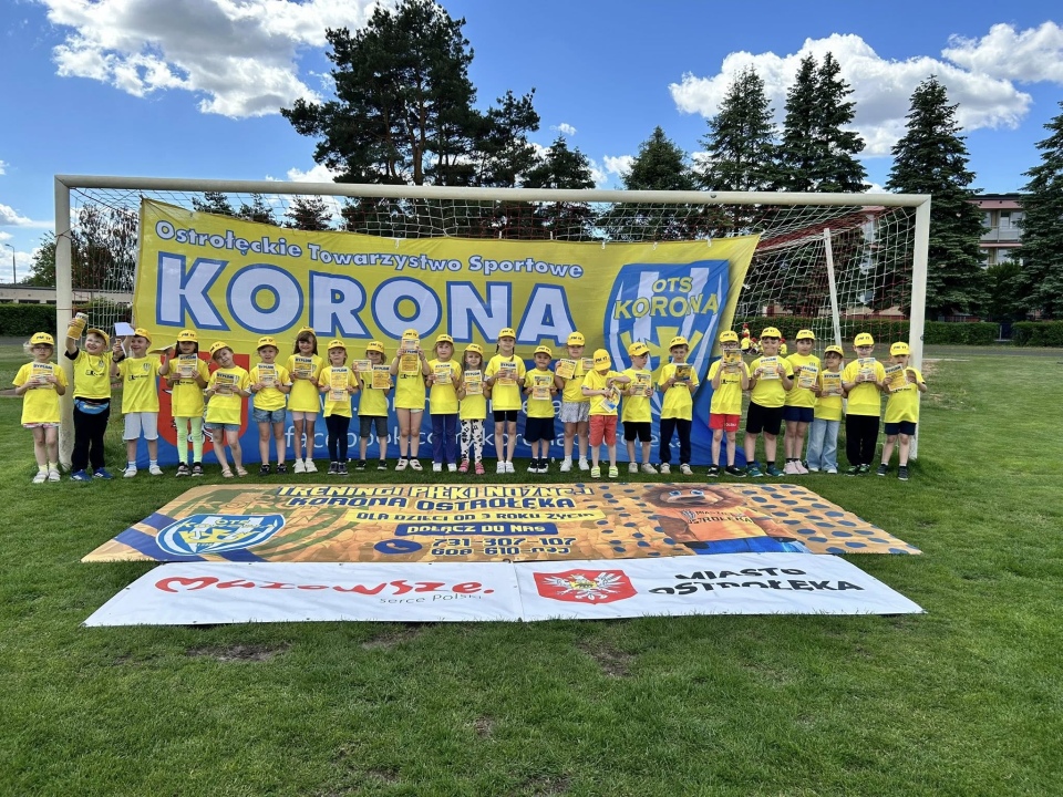 VI Piłkarski Festiwal Przedszkoli OTS Korona  - zdjęcie #8 - eOstroleka.pl