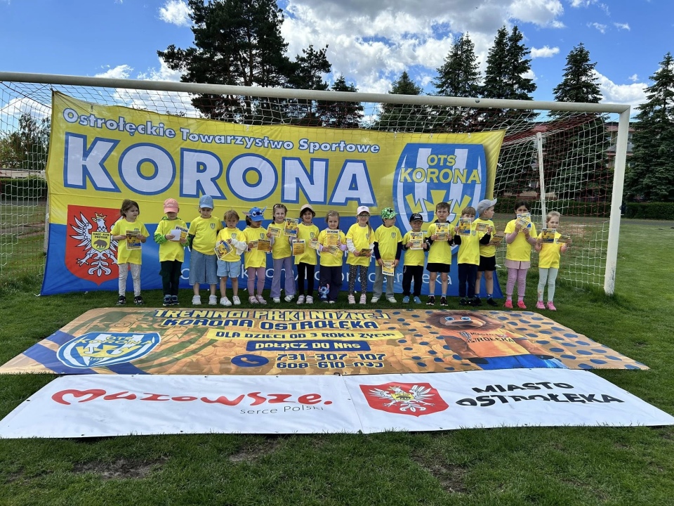 VI Piłkarski Festiwal Przedszkoli OTS Korona  - zdjęcie #5 - eOstroleka.pl