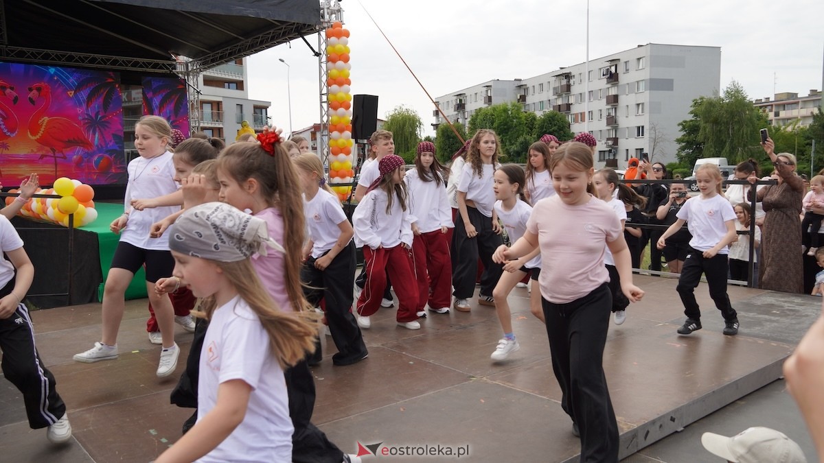 Bursztynowy Dzień Dziecka przy Galerii Bursztynowej w Ostrołęce [30.05.2026] - zdjęcie #90 - eOstroleka.pl
