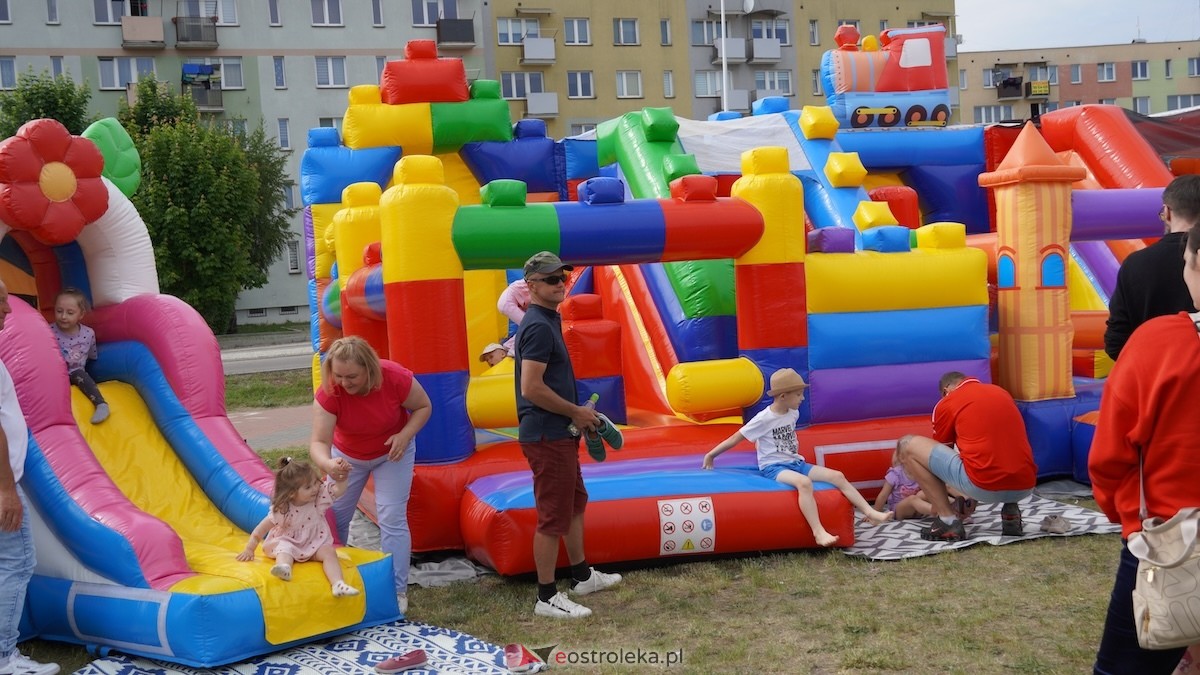 Bursztynowy Dzień Dziecka przy Galerii Bursztynowej w Ostrołęce [30.05.2026] - zdjęcie #60 - eOstroleka.pl
