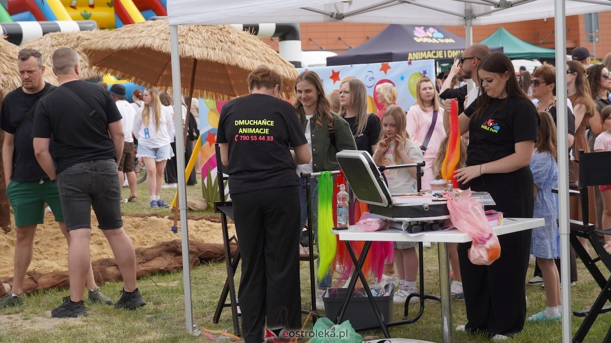 Bursztynowy Dzień Dziecka przy Galerii Bursztynowej w Ostrołęce [30.05.2026] - zdjęcie #34 - eOstroleka.pl