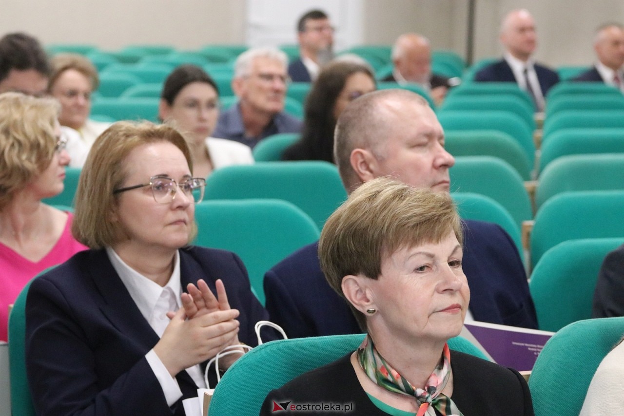 Jubileusz 40-lecia Ostrołęckiego Towarzystwa Naukowego [30.05.2026] - zdjęcie #33 - eOstroleka.pl