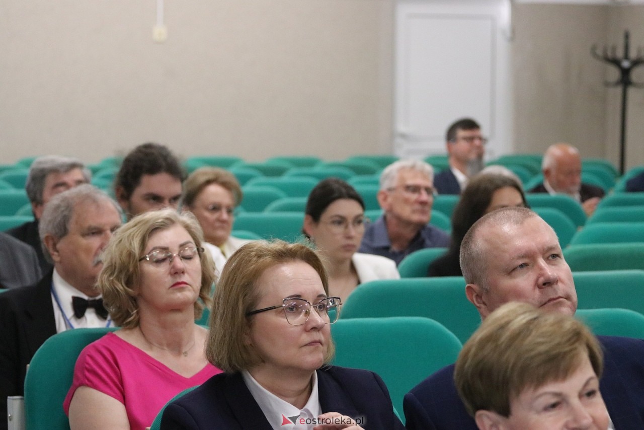 Jubileusz 40-lecia Ostrołęckiego Towarzystwa Naukowego [30.05.2026] - zdjęcie #32 - eOstroleka.pl
