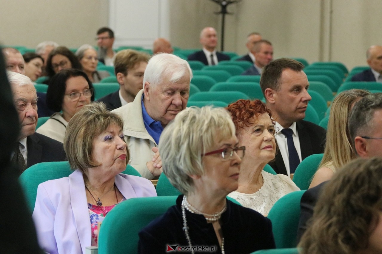 Jubileusz 40-lecia Ostrołęckiego Towarzystwa Naukowego [30.05.2026] - zdjęcie #20 - eOstroleka.pl