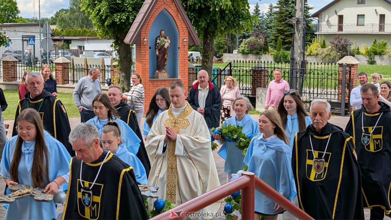 Prymicja ks. Jacka Milewskiego w Rzekuniu [31.05.2026] - zdjęcie #12 - eOstroleka.pl