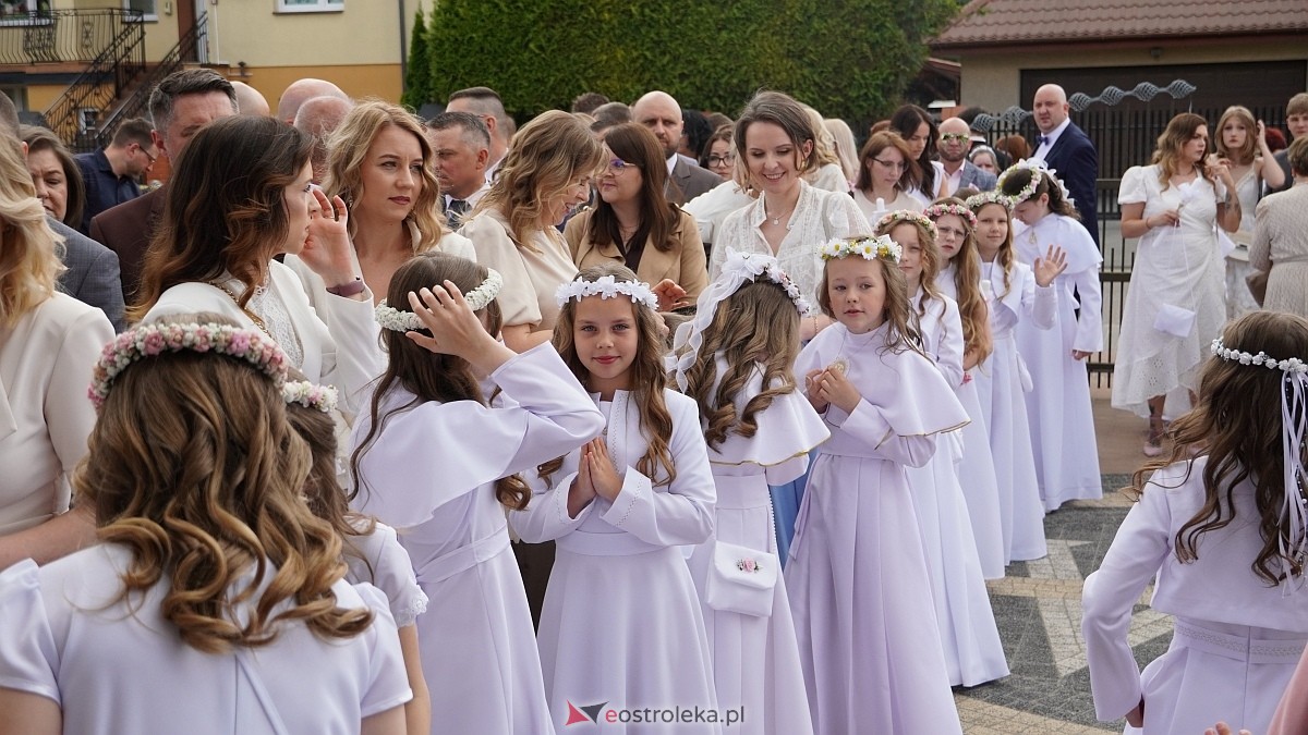 I Komunia Święta w kościele pw. Królowej Rodzin [31.05.2026] - zdjęcie #53 - eOstroleka.pl