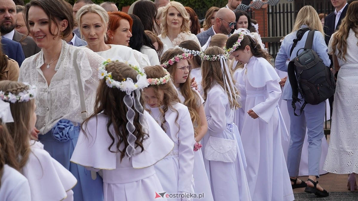 I Komunia Święta w kościele pw. Królowej Rodzin [31.05.2026] - zdjęcie #34 - eOstroleka.pl