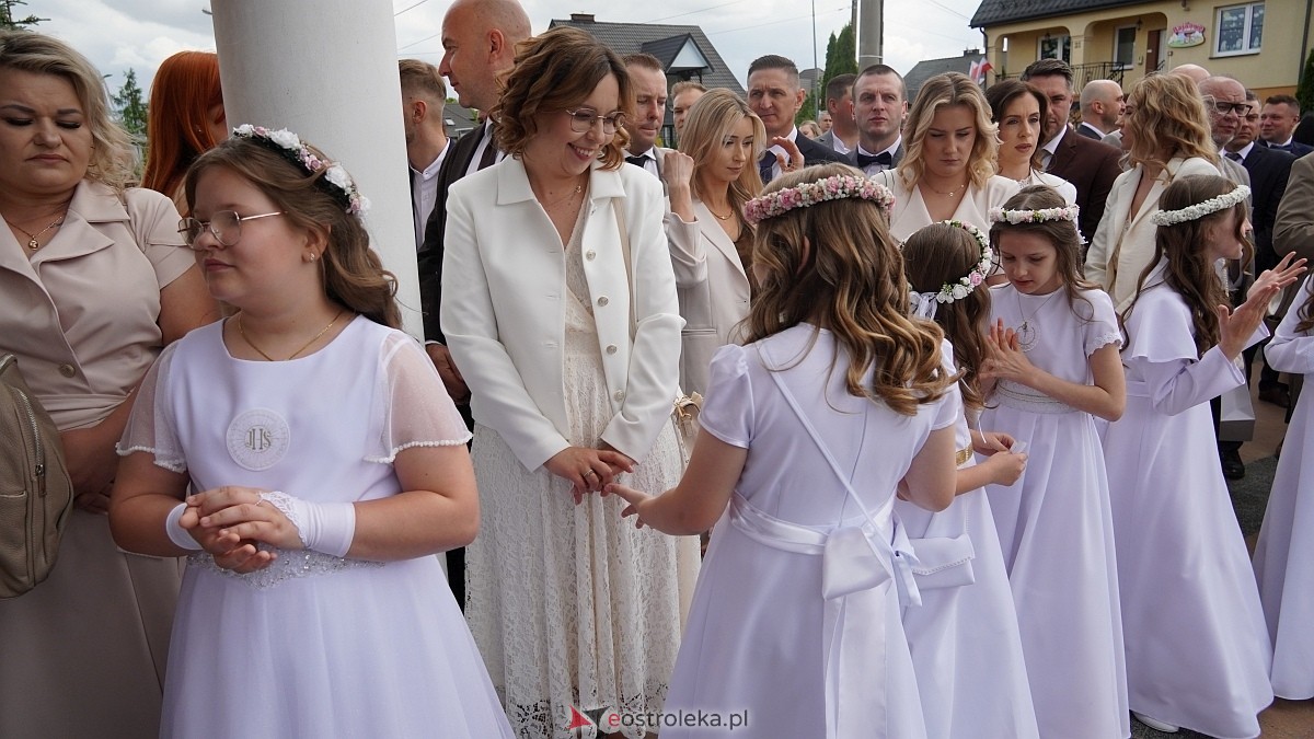 I Komunia Święta w kościele pw. Królowej Rodzin [31.05.2026] - zdjęcie #31 - eOstroleka.pl
