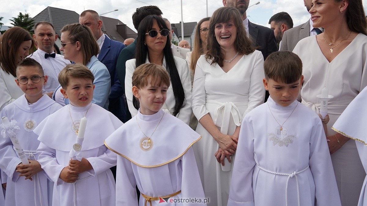 I Komunia Święta w kościele pw. Królowej Rodzin [31.05.2026] - zdjęcie #27 - eOstroleka.pl