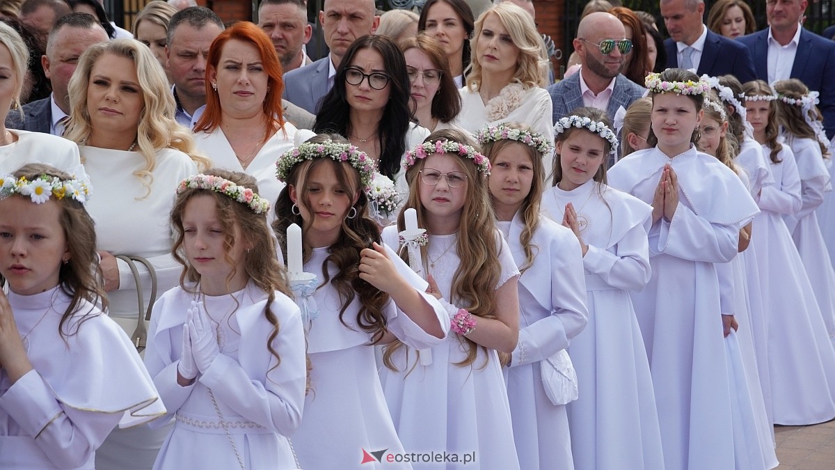 I Komunia Święta w kościele pw. Królowej Rodzin [31.05.2026] - zdjęcie #10 - eOstroleka.pl