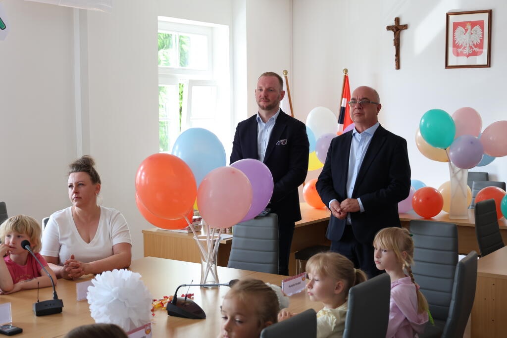 Wyjątkowy Dzień Dziecka w Starostwie Powiatowym w Ostrołęce [1.06.2026] - zdjęcie #33 - eOstroleka.pl