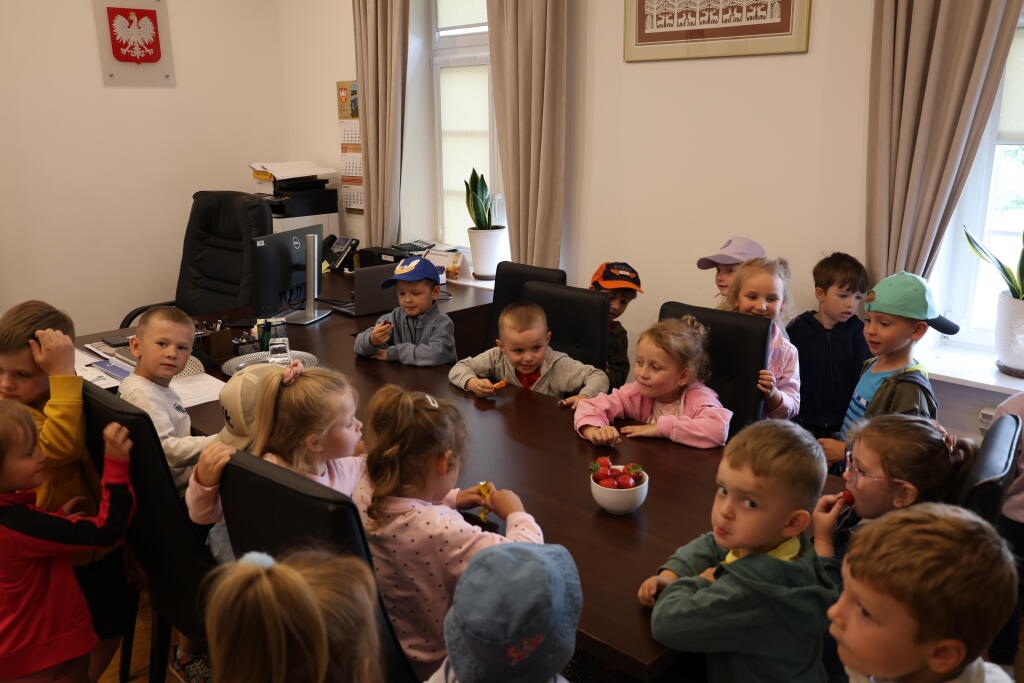 Wyjątkowy Dzień Dziecka w Starostwie Powiatowym w Ostrołęce [1.06.2026] - zdjęcie #3 - eOstroleka.pl