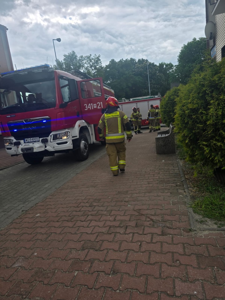 Alarm pożarowy na Placu Bema [31.05.2026] - zdjęcie #6 - eOstroleka.pl