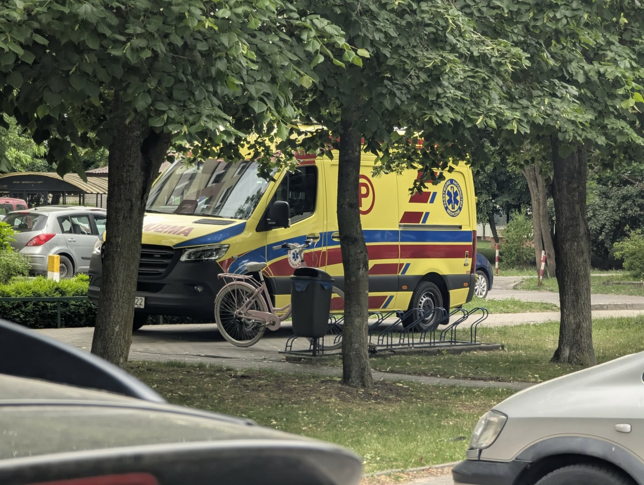 Akcja ratunkowa w bloku przy Jaracza w Ostrołęce [01.06.2026] - zdjęcie #2 - eOstroleka.pl