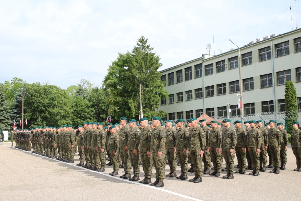 Przysięga wojskowa 2026 w Przasnyszu - fot. 2Orel [30.05.2026] - zdjęcie #16 - eOstroleka.pl
