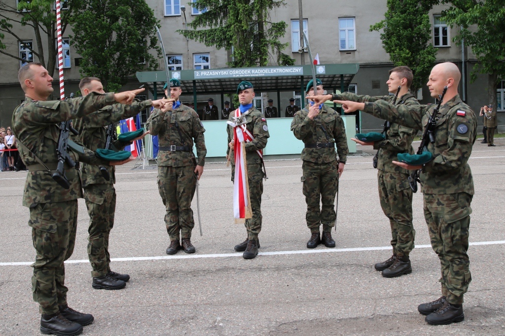 Przysięga wojskowa 2026 w Przasnyszu - fot. 2Orel [30.05.2026] - zdjęcie #12 - eOstroleka.pl