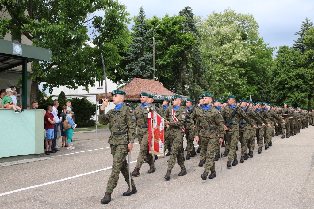 Przysięga wojskowa 2026 w Przasnyszu - fot. 2Orel [30.05.2026] - zdjęcie #4 - eOstroleka.pl