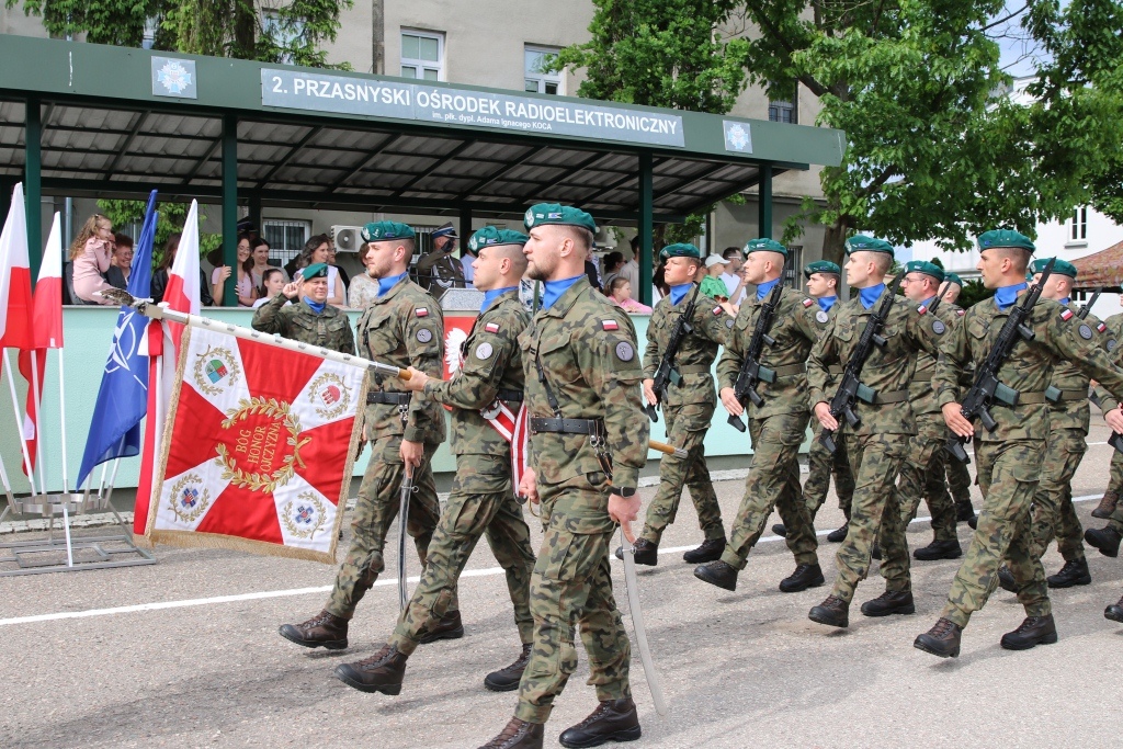 Przysięga wojskowa 2026 w Przasnyszu - fot. 2Orel [30.05.2026] - zdjęcie #3 - eOstroleka.pl