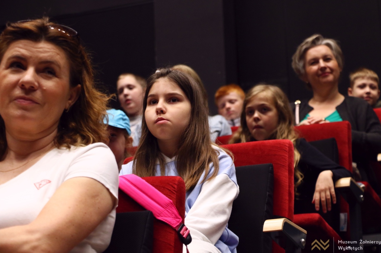 Musical Witek w Muzeum Żołnierzy Wyklętych w Ostrołęce [01.06.2026] - zdjęcie #31 - eOstroleka.pl