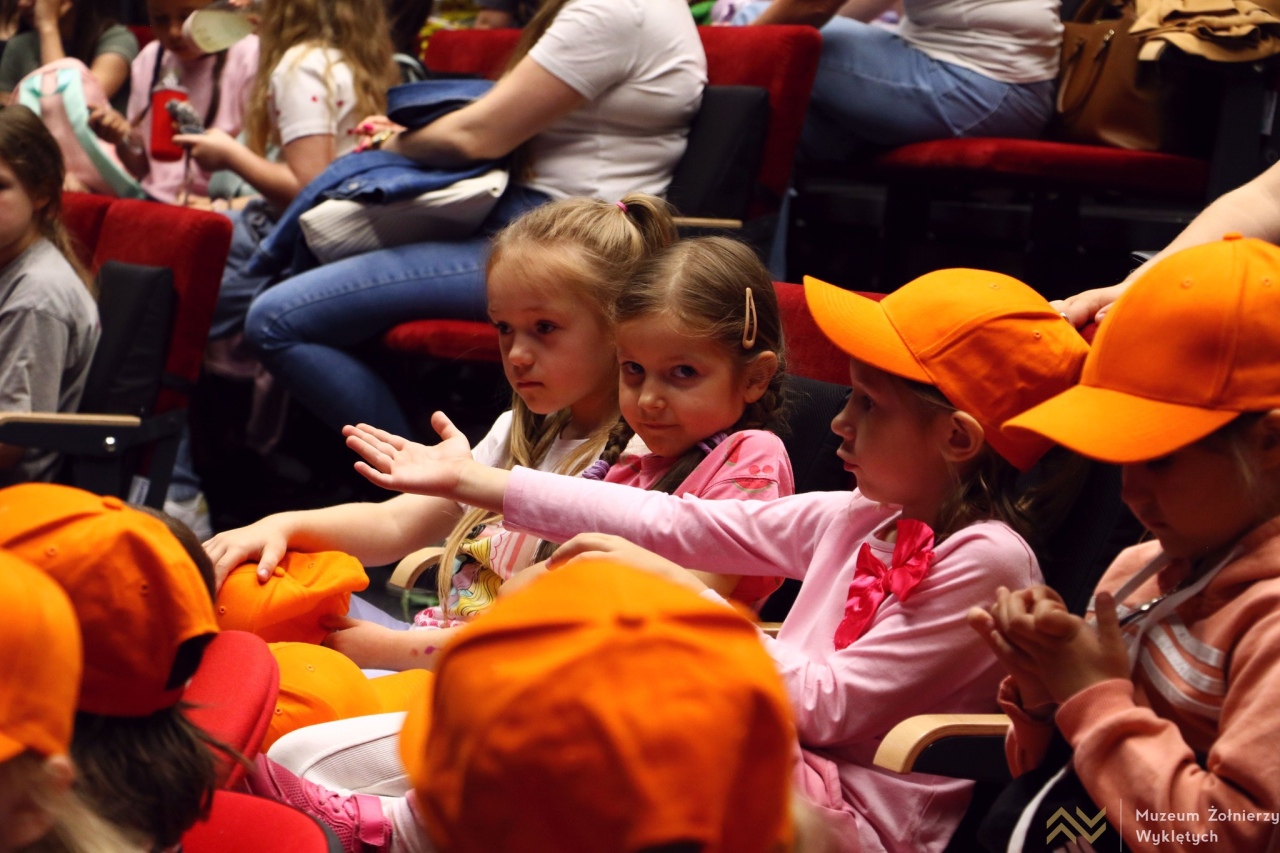 Musical Witek w Muzeum Żołnierzy Wyklętych w Ostrołęce [01.06.2026] - zdjęcie #11 - eOstroleka.pl