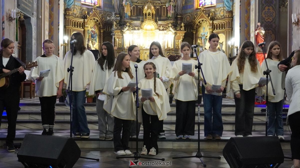 XXX Jubileuszowy Festiwal Piosenki Religijnej w Goworowie [02.06.2026] - zdjęcie #31 - eOstroleka.pl