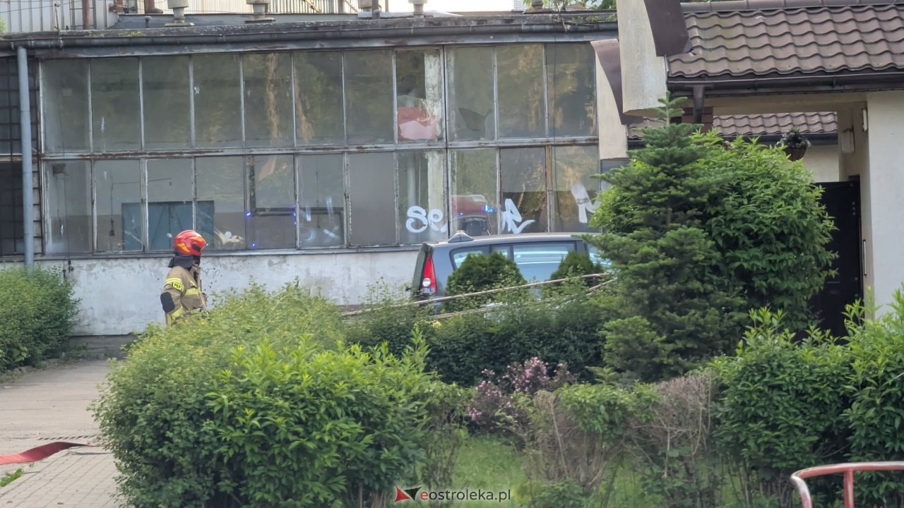Akcja strażacka przy ulicy Żeromskiego w Ostrołęce [03.06.2026] - zdjęcie #3 - eOstroleka.pl