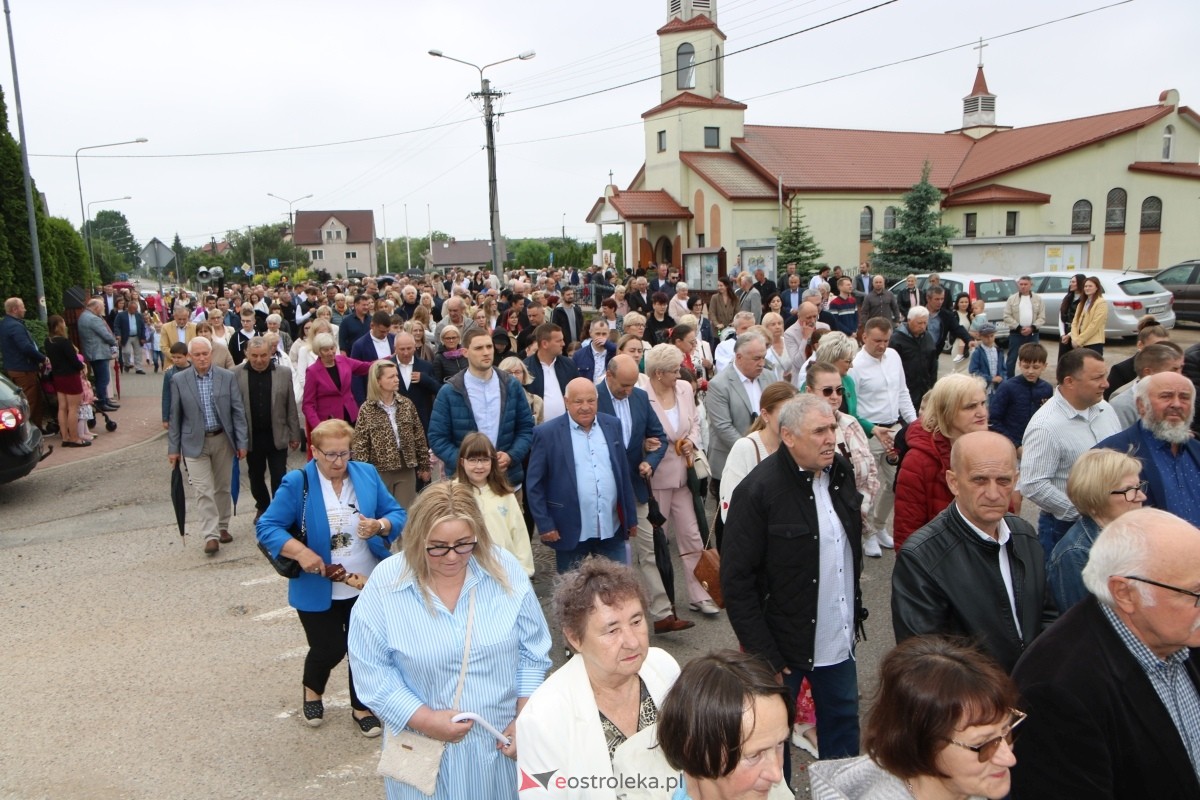 Procesja Bożego Ciała w parafii pw. NMP Królowej Rodzin [4.06.2026] - zdjęcie #20 - eOstroleka.pl