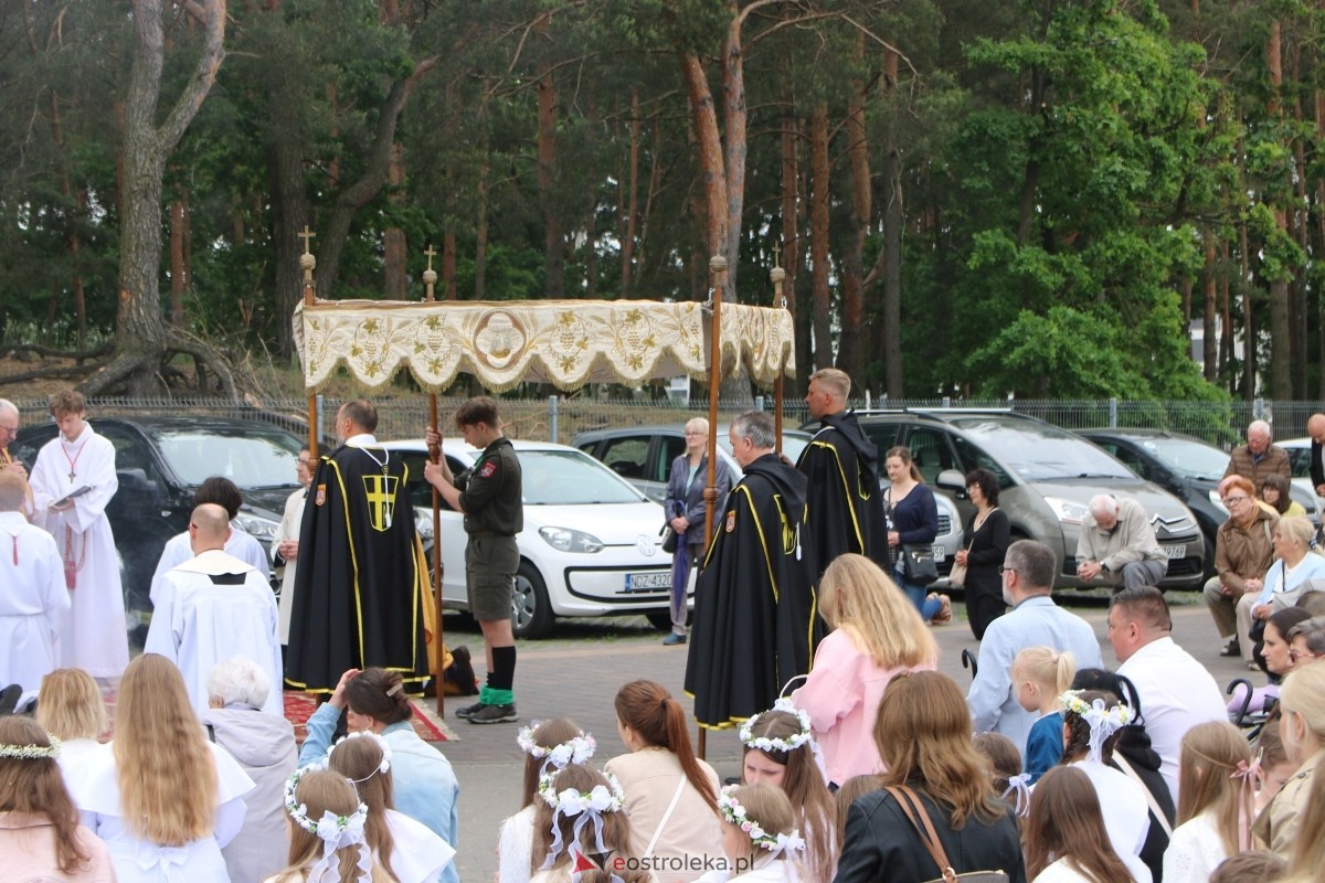 Uroczysta procesja Bożego Ciała w parafii pw. św. Franciszka z Asyżu [4.06.2026] - zdjęcie #58 - eOstroleka.pl