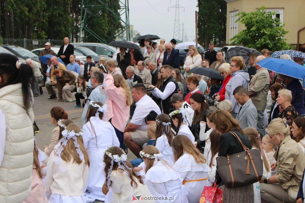 Uroczysta procesja Bożego Ciała w parafii pw. św. Franciszka z Asyżu [4.06.2026] - zdjęcie #47 - eOstroleka.pl