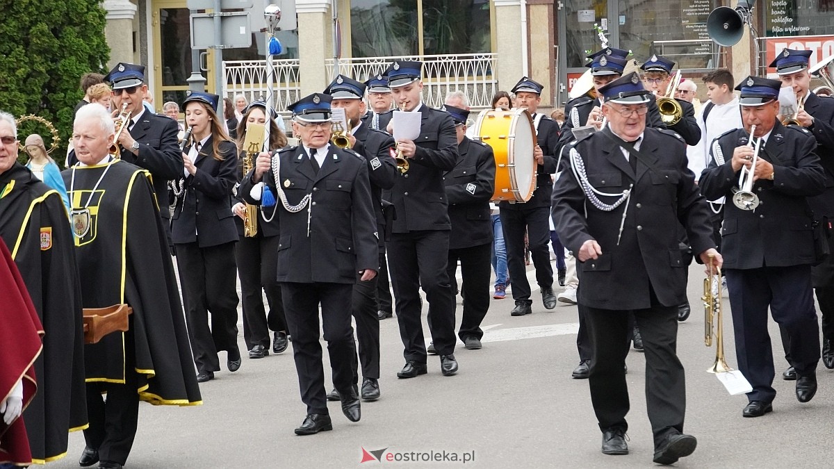 Procesja Bożego Ciała w sanktuarium pw. św. Antoniego Padewskiego w Ostrołęce [04.06.2026] - zdjęcie #79 - eOstroleka.pl