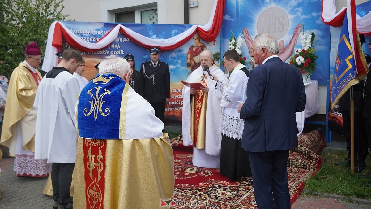 Procesja Bożego Ciała w sanktuarium pw. św. Antoniego Padewskiego w Ostrołęce [04.06.2026] - zdjęcie #76 - eOstroleka.pl