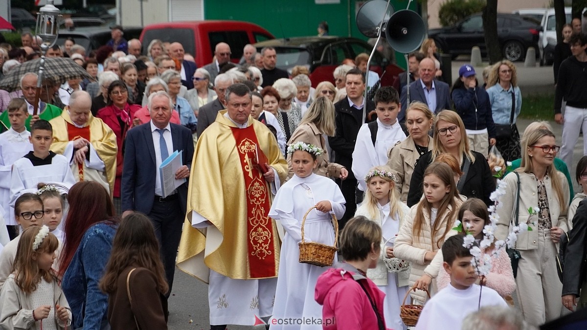 Procesja Bożego Ciała w sanktuarium pw. św. Antoniego Padewskiego w Ostrołęce [04.06.2026] - zdjęcie #50 - eOstroleka.pl