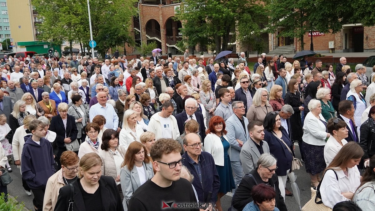 Procesja Bożego Ciała w sanktuarium pw. św. Antoniego Padewskiego w Ostrołęce [04.06.2026] - zdjęcie #20 - eOstroleka.pl