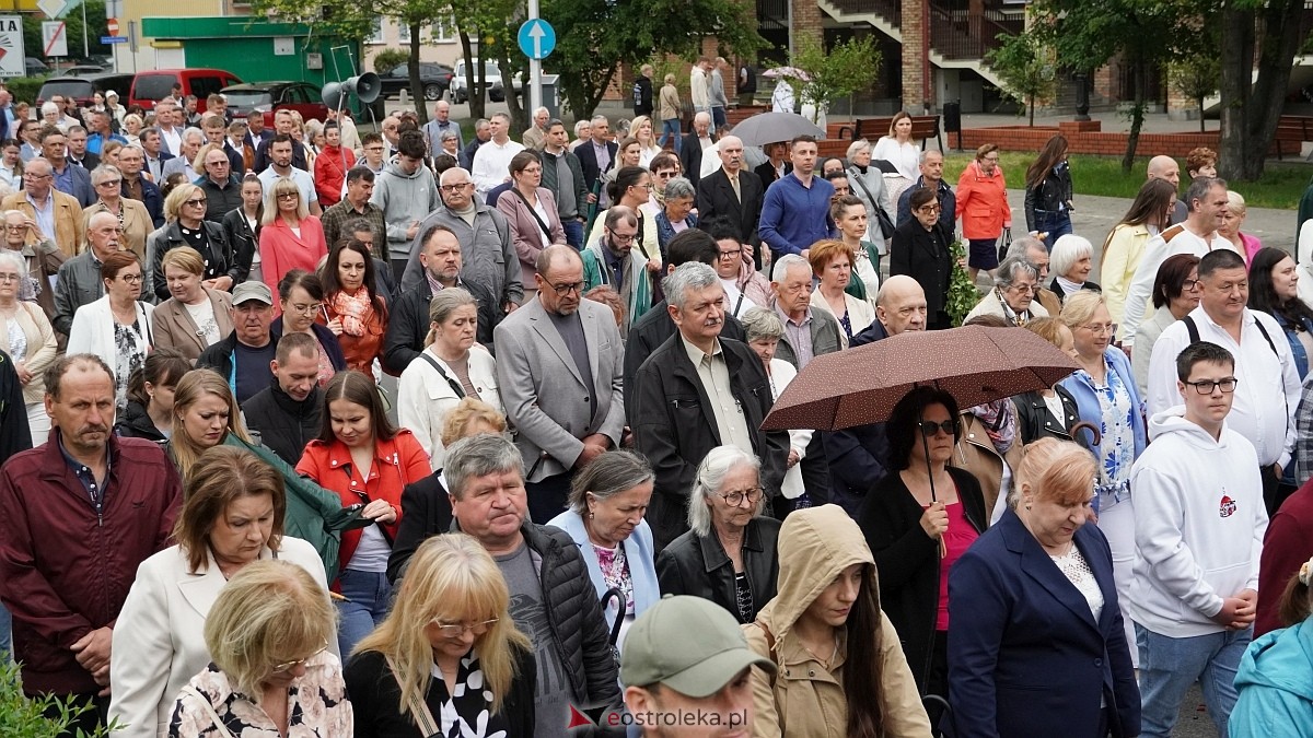 Procesja Bożego Ciała w sanktuarium pw. św. Antoniego Padewskiego w Ostrołęce [04.06.2026] - zdjęcie #23 - eOstroleka.pl