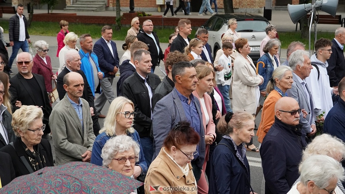 Procesja Bożego Ciała w sanktuarium pw. św. Antoniego Padewskiego w Ostrołęce [04.06.2026] - zdjęcie #5 - eOstroleka.pl
